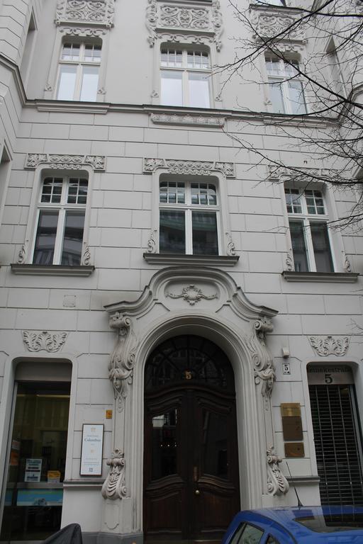 Hotel Pension Columbus Am Kurfuerstendamm Berlim Exterior foto